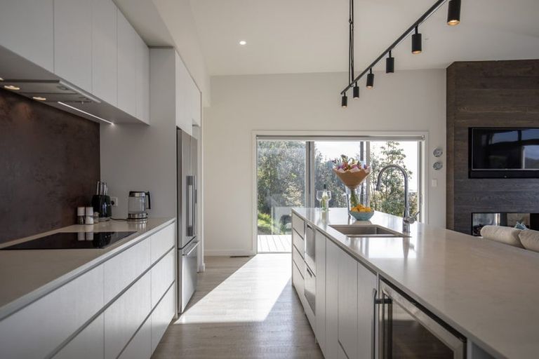 Photo of property in 115 Riria Kereopa Memorial Drive, Raglan, 3297