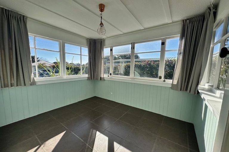 Photo of property in 45 Kitchener Road, Waiuku, 2123