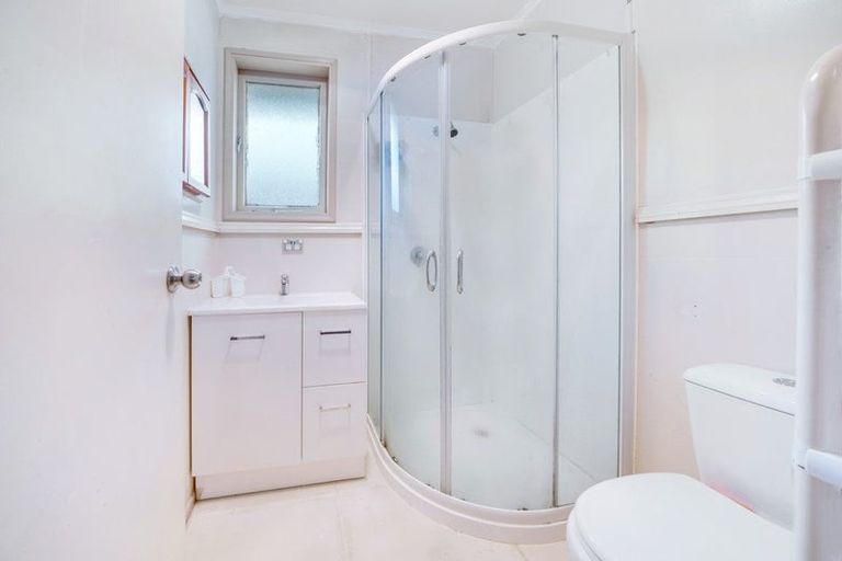 Photo of property in 1/40 Hill Crescent, Papakura, 2110