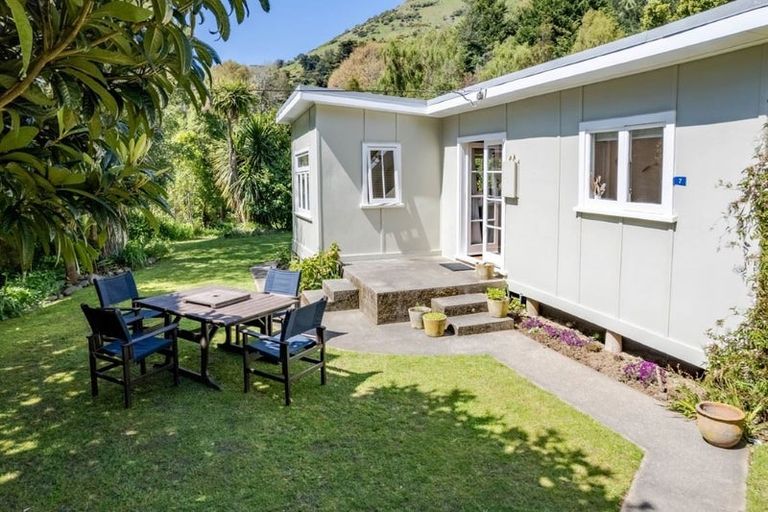 Photo of property in 7 Factory Road, Little Akaloa, 7583