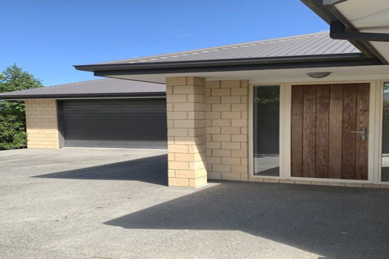 Photo of property in 98 Brookside Road, Rolleston, 7614