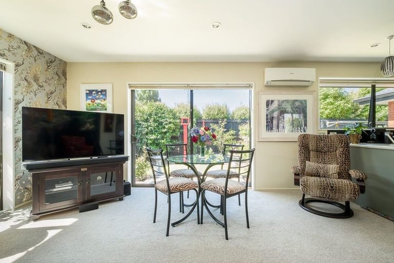 Photo of property in 9 Clinton Lane, Woolston, Christchurch, 8062