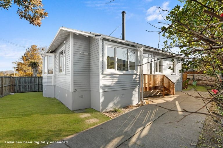 Photo of property in 18 Pratt Street, New Brighton, Christchurch, 8083