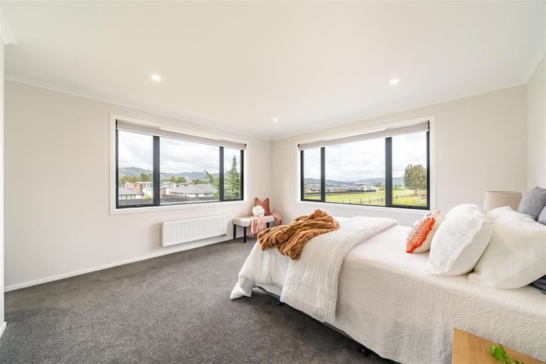 Photo of property in 37 Buddle Road, Wallaceville, Upper Hutt, 5018