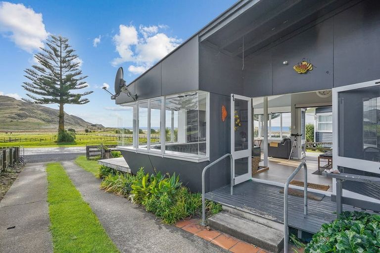 Photo of property in 3428 Pourerere Beach Road, Pourerere, Waipawa, 4271