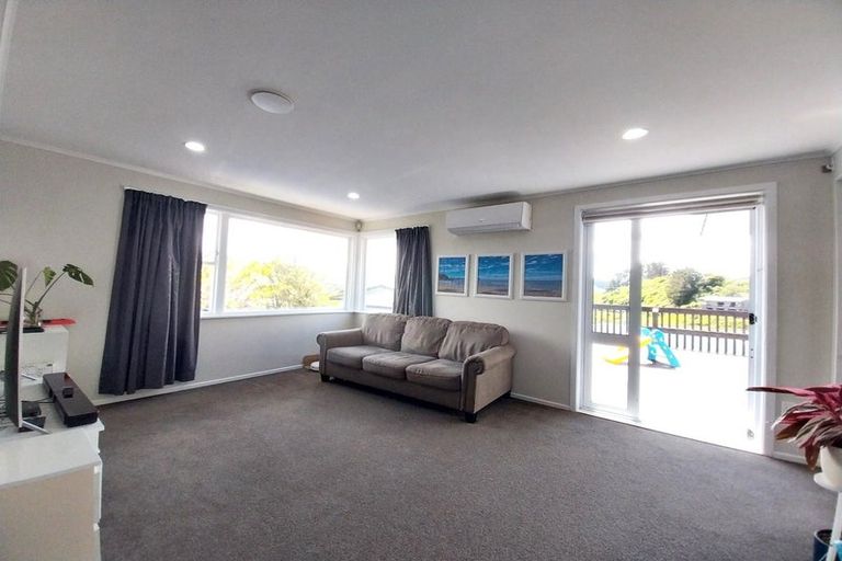 Photo of property in 36 Mark Avenue, Paparangi, Wellington, 6037