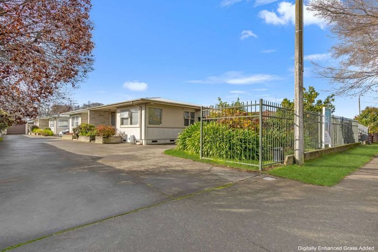 Photo of property in 2/608 Heretaunga Street East, Parkvale, Hastings, 4122