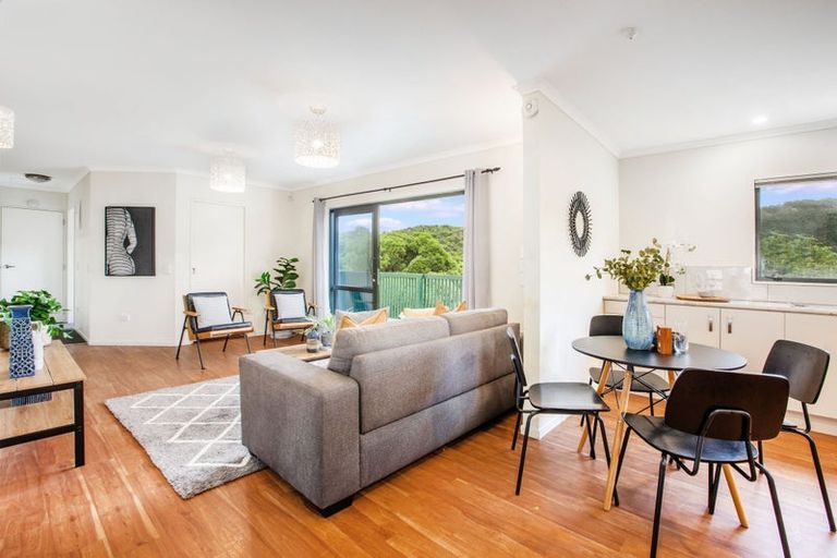 Photo of property in 25a Hiwi Crescent, Titahi Bay, Porirua, 5022