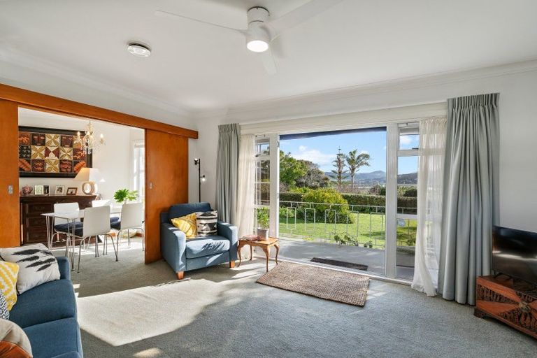 Photo of property in 6 George Point Road, Onerahi, Whangarei, 0110