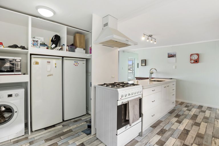 Photo of property in 940 Harington Point Road, Harington Point, Dunedin, 9077