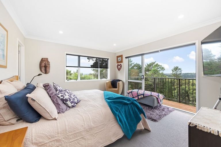 Photo of property in 174 Forest Hill Road, Henderson, Auckland, 0612