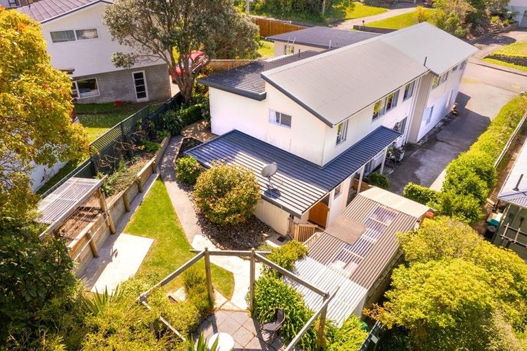 Photo of property in 1/71 Larsen Crescent, Tawa, Wellington, 5028