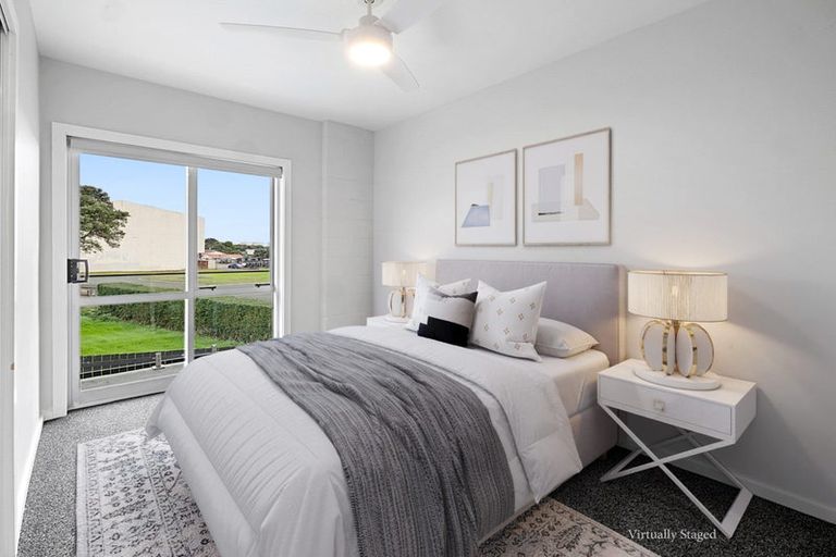 Photo of property in 38c Breakwater Road, Moturoa, New Plymouth, 4310