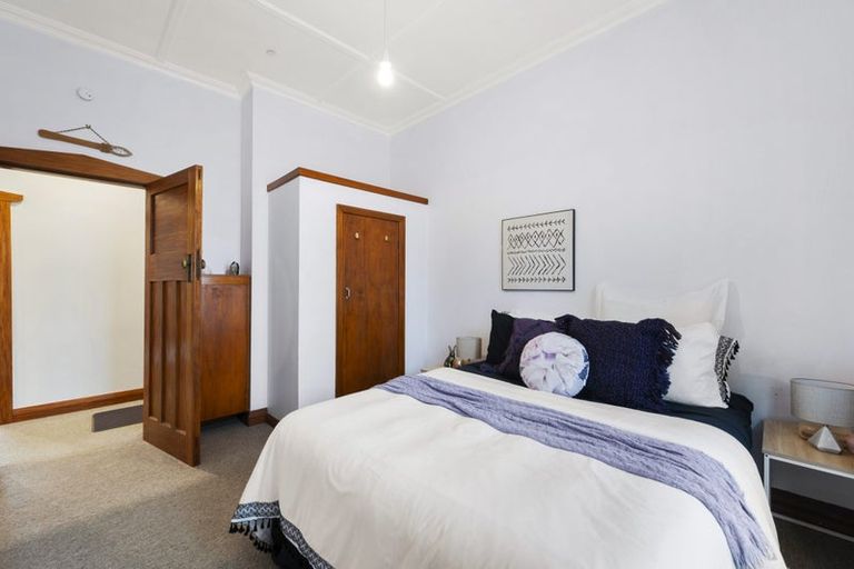 Photo of property in 1 Dover Street, Island Bay, Wellington, 6023