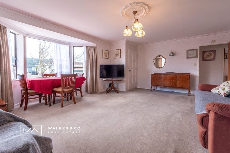 Photo of property in 2a Joseph Grove, Elderslea, Upper Hutt, 5018