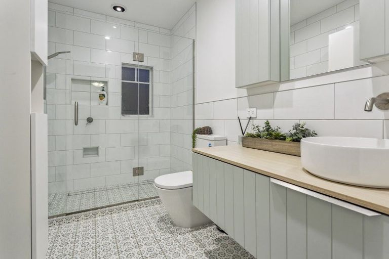 Photo of property in 181b Greenhithe Road, Greenhithe, Auckland, 0632