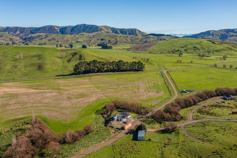 Photo of property in 40 Jones Road, Porangahau, 4293