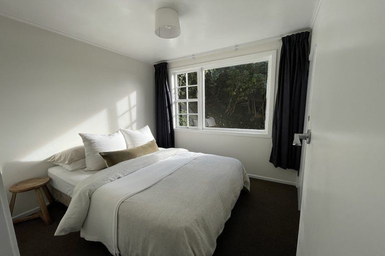 Photo of property in 16 Voltaire Street, Karori, Wellington, 6012