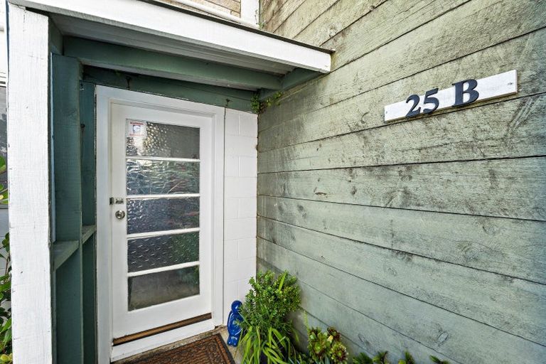 Photo of property in 25b Port View Crescent, Moturoa, New Plymouth, 4310