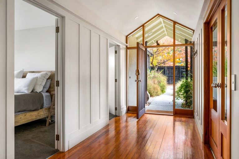 Photo of property in 92 Meadowstone Drive, Wanaka, 9305