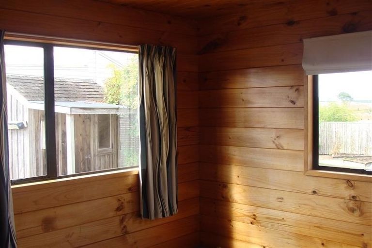 Photo of property in 76 Simpson Road, Papamoa Beach, Papamoa, 3118