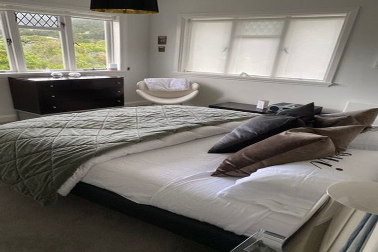 Photo of property in 12 Cheviot Road, Lowry Bay, Lower Hutt, 5013