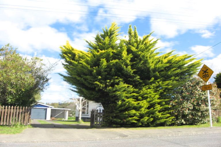 Photo of property in 21 Tamumu Road, Waipawa, 4210