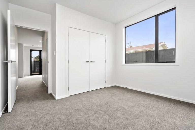 Photo of property in 1/4 Heath Street, Saint Andrews, Hamilton, 3200