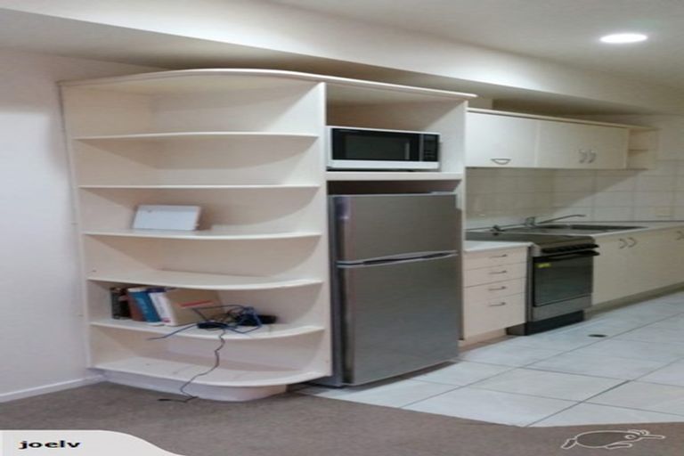 Photo of property in 16 Liverpool Street, Papakura, 2110