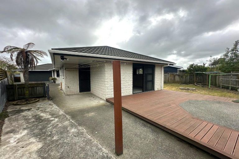 Photo of property in 4a Brett Place, Takaro, Palmerston North, 4412