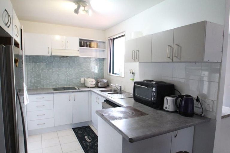 Photo of property in 25 Tilberg Street, Favona, Auckland, 2024