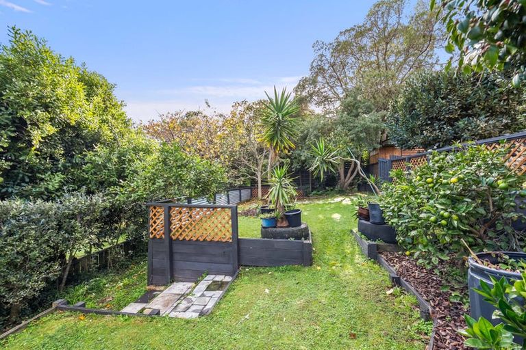 Photo of property in 19 Fincham Road, Raumati Beach, Paraparaumu, 5032