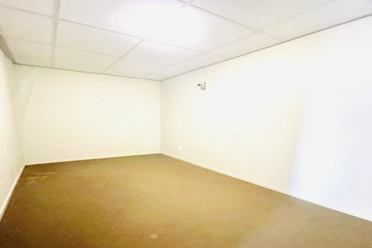 Photo of property in 72 Ridge Road, Howick, Auckland, 2014