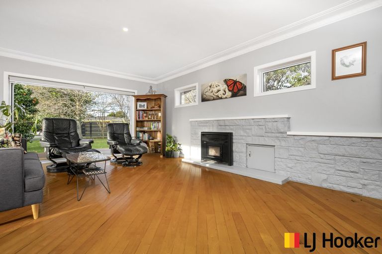 Photo of property in 18 Hill Crescent, Papakura, 2110