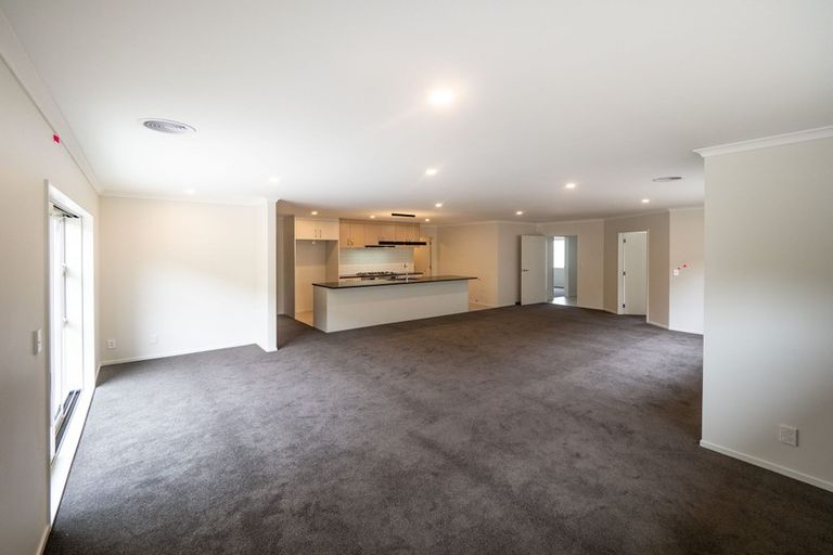 Photo of property in 38 Rochdale Drive, Churton Park, Wellington, 6037