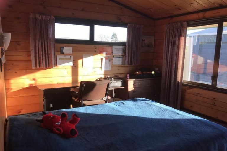 Photo of property in 9 Cassandra Street, Stratford, 4332