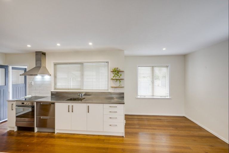 Photo of property in 5 Worcester Street, Taradale, Napier, 4112