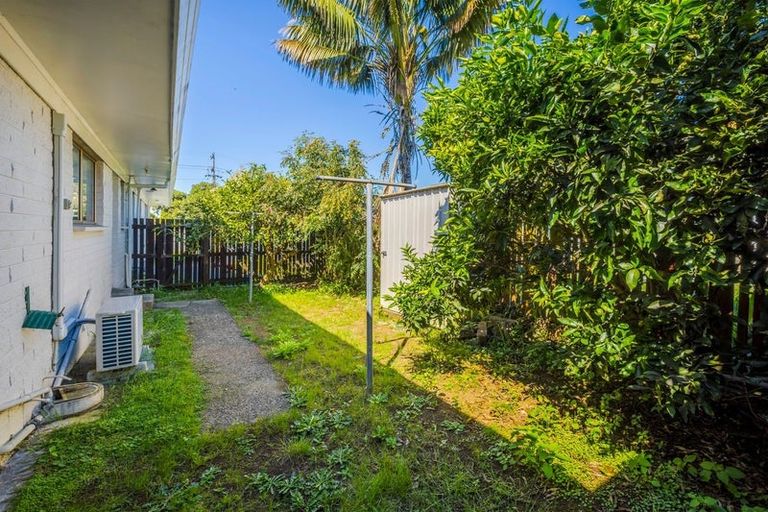 Photo of property in 2/66 Birdwood Avenue, Papatoetoe, Auckland, 2025