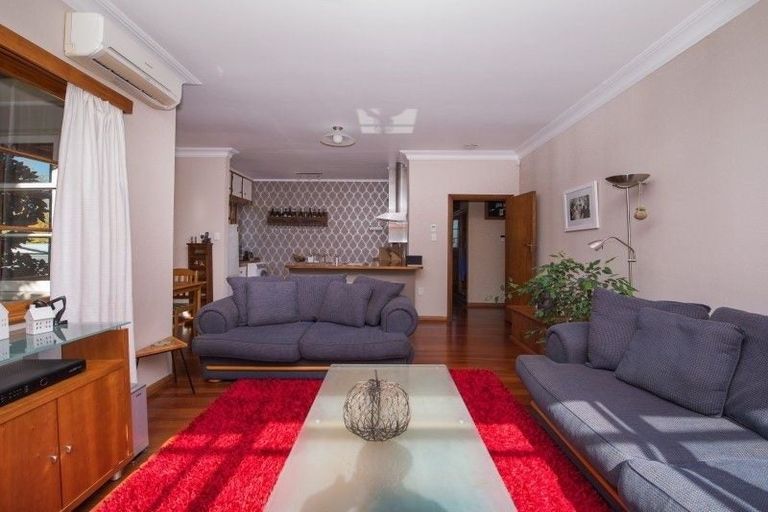 Photo of property in 45 Lake Crescent, Hamilton Lake, Hamilton, 3204