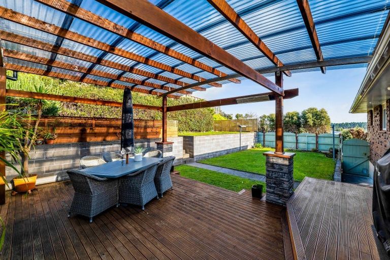 Photo of property in 22 Rosendale Avenue, Spotswood, New Plymouth, 4310