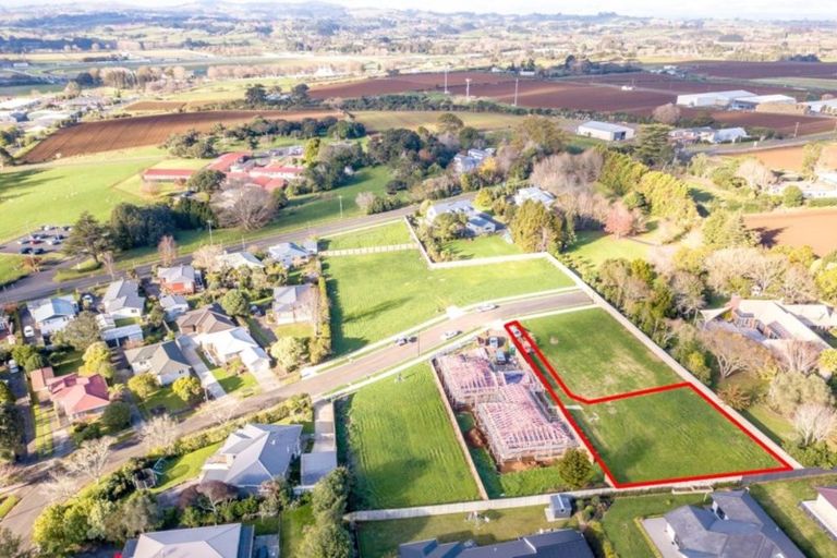 Photo of property in 22 Laurelwood Avenue, Pukekohe, 2120