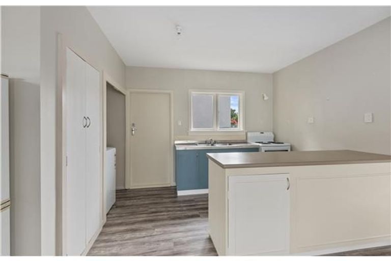 Photo of property in 5 Tara Street, Riccarton, Christchurch, 8041