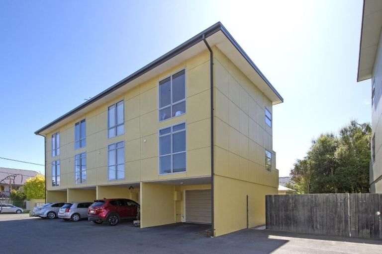 Photo of property in 10/54 Champion Street, Edgeware, Christchurch, 8013