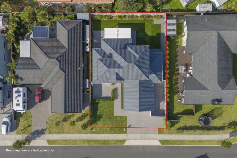 Photo of property in 100 Kupe Drive, Whitianga, 3510