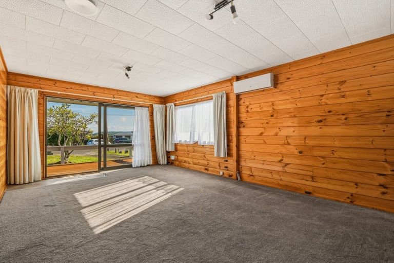 Photo of property in 14 Charles Road, Hannahs Bay, Rotorua, 3010