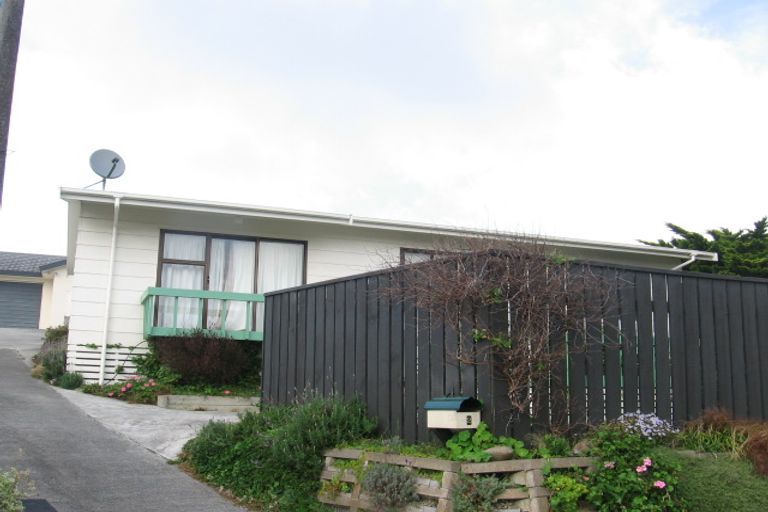 Photo of property in 2 Alister Way, Churton Park, Wellington, 6037