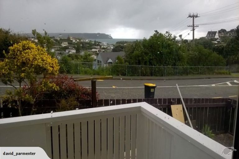Photo of property in 1/12 Thornley Street, Titahi Bay, Porirua, 5022