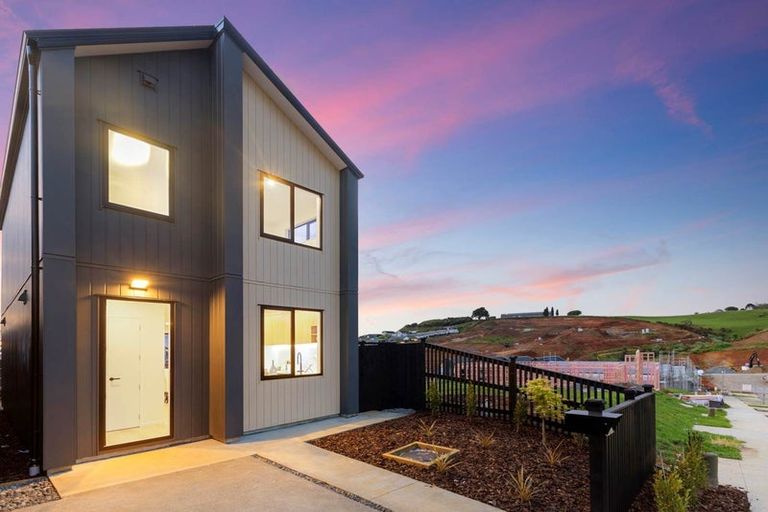Photo of property in 17 Aituaa Road, Pukekohe, 2120