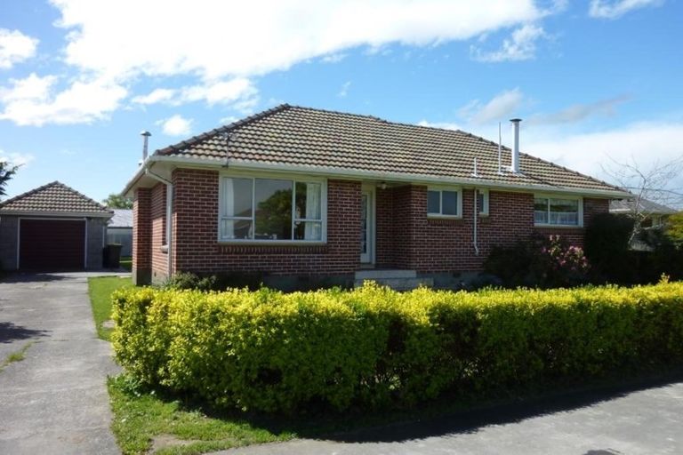 Photo of property in 43 Veitches Road, Casebrook, Christchurch, 8051