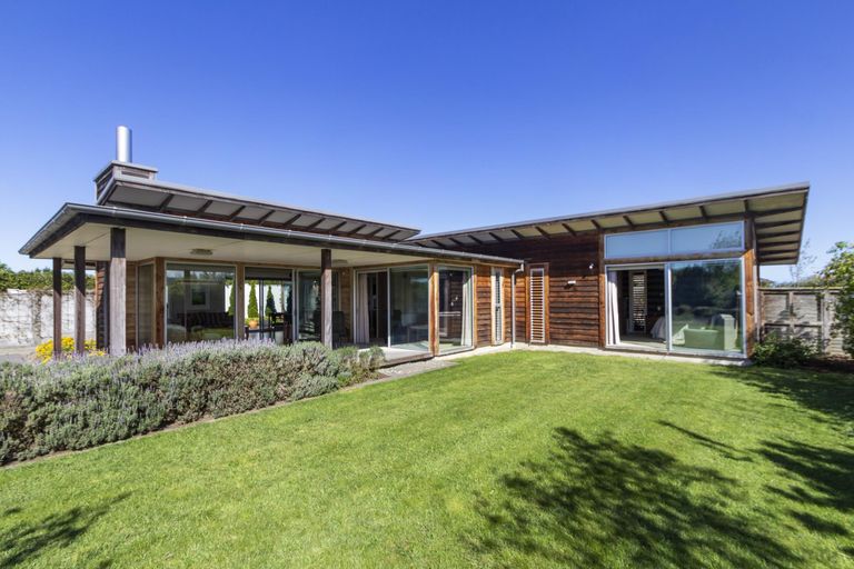 Photo of property in 58e Essex Street, Weston, Oamaru, 9401